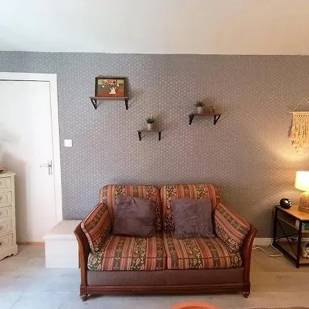 Cosy Equipe Centre D'olliergues Apartman Olliergues